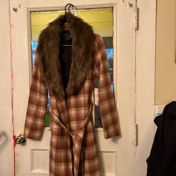 Women’s coat - Picture 2 of 5